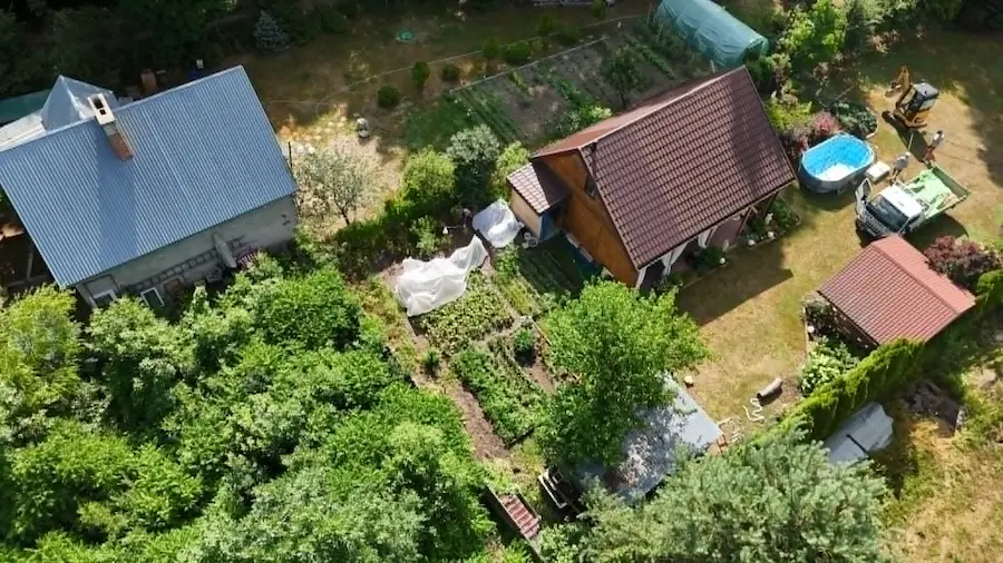Przygotowanie terenu pod basen ogrodowy Siedlce - korytowanie, ściąganie plantu i układanie styroduru
